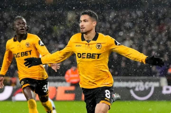  德比宿命对决，垫底狼队阻击维拉，但保级希望仍十分渺茫 新闻