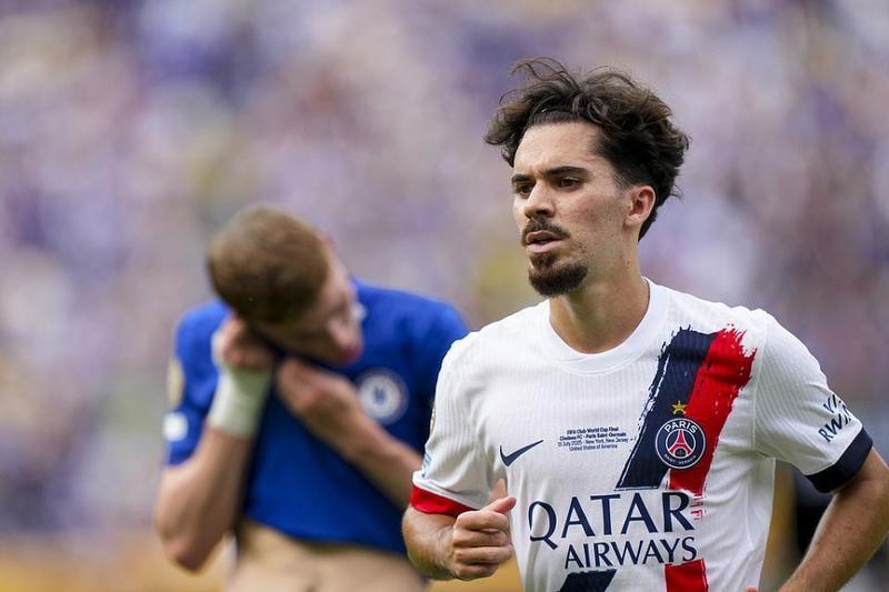  欧冠18决赛对阵：皇马连续5年遇曼城 巴黎VS切尔西 马竞战热刺 新闻 欧冠18决赛对阵：皇马连续5年遇曼城 巴黎VS切尔西 马竞战热刺 新闻