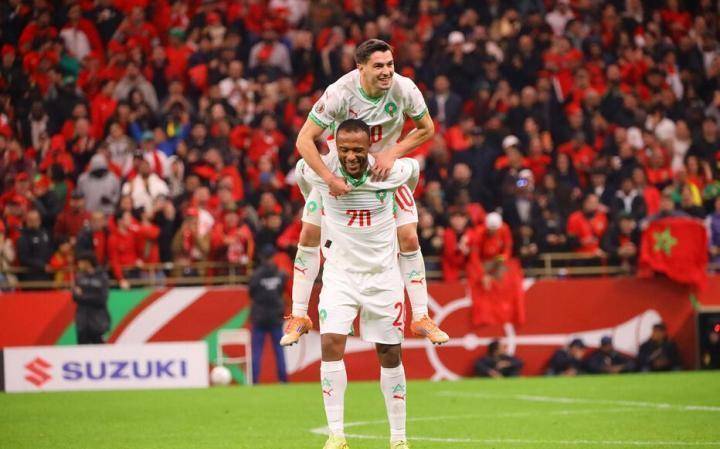  绿茵惊变一夜；冠军奖杯易主；规则铁面无私 体育新闻 绿茵惊变一夜；冠军奖杯易主；规则铁面无私 体育新闻